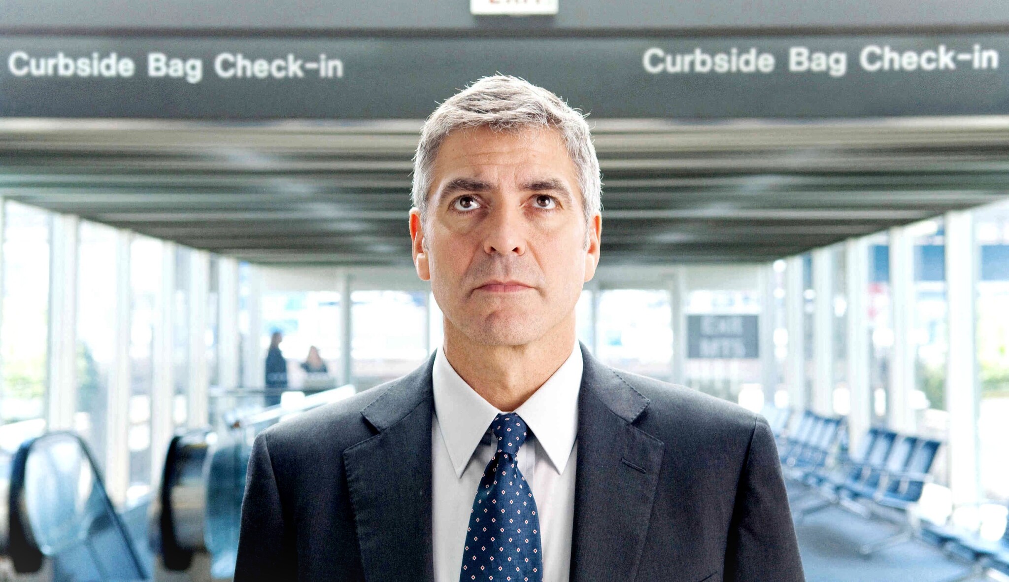 George Clooney by se v Česku neuživil. Služba na propouštění zaměstnanců se tu neujala
