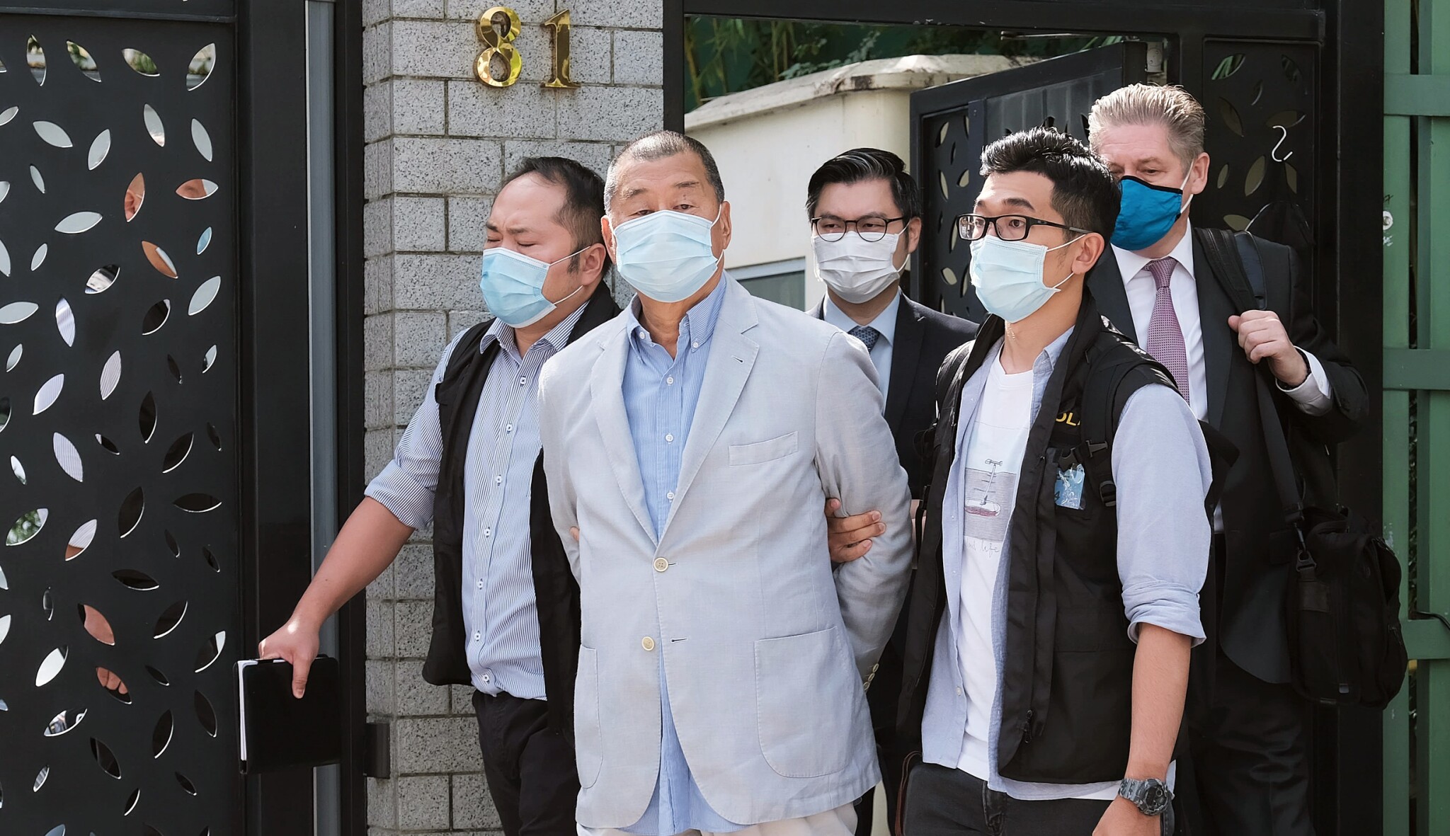Miliardář Jim Lai odsouzen. Za podporu protestů v Hongkongu si odsedí rok