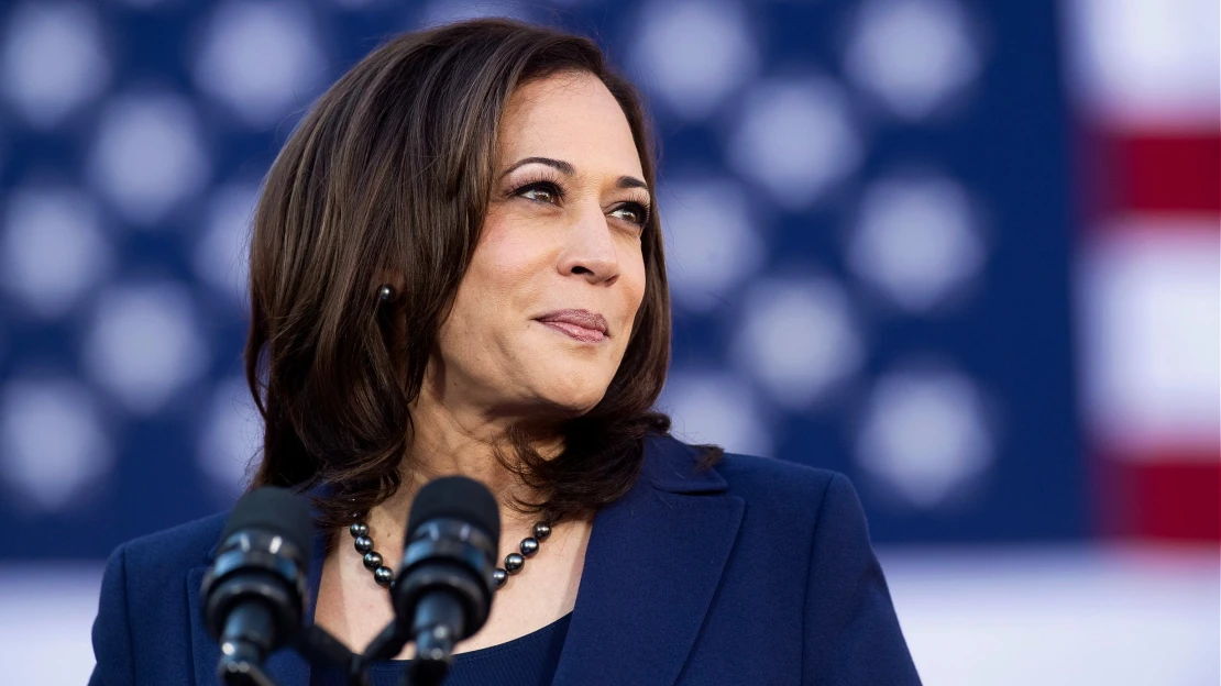 Kamala Harris přebírá Bidenův rozpočet. Demokraté hlásí rekordní finanční příspěvky