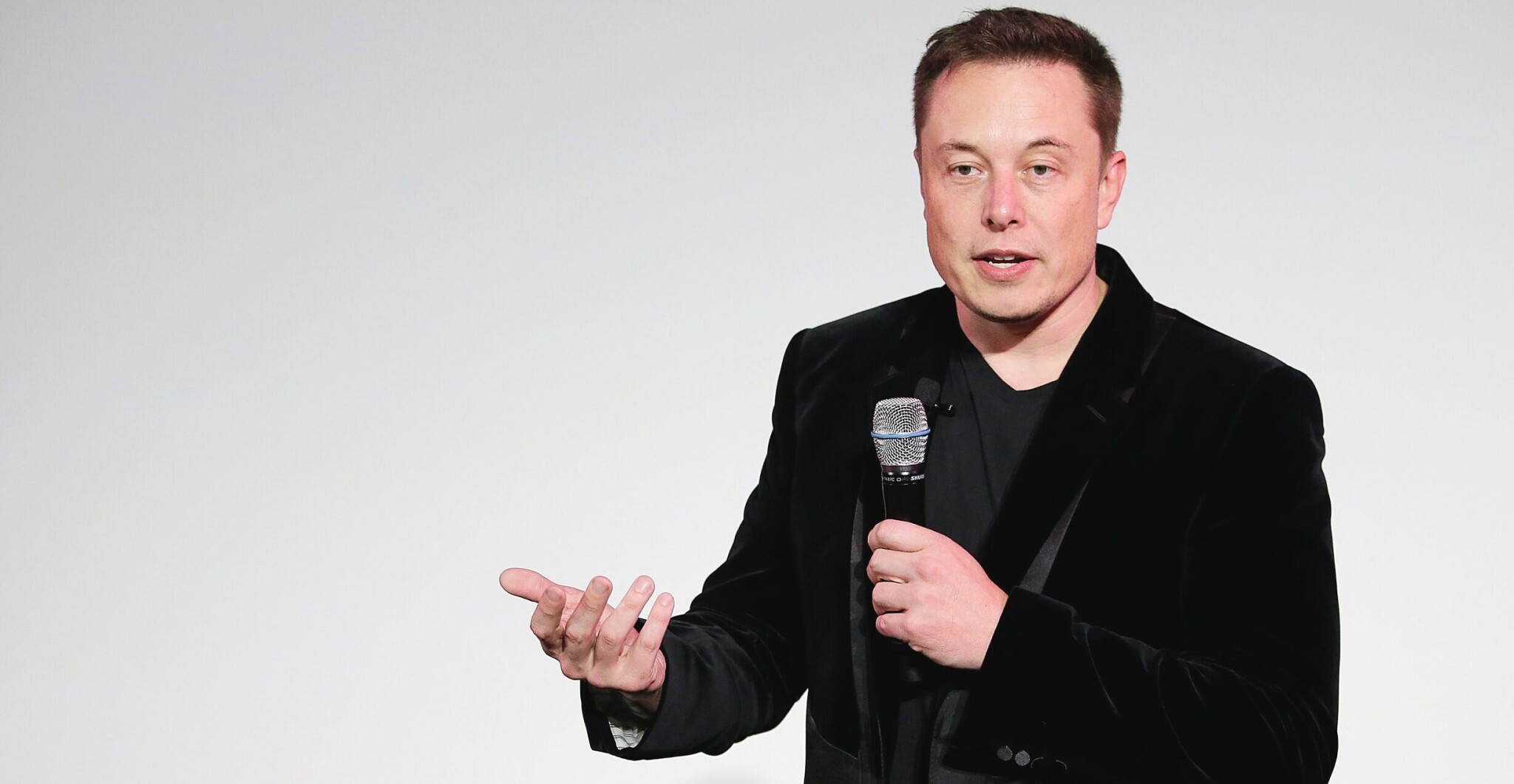 Elon Musk je v Číně. Šéf Tesly jedná s čínskými představiteli o autonomních vozech