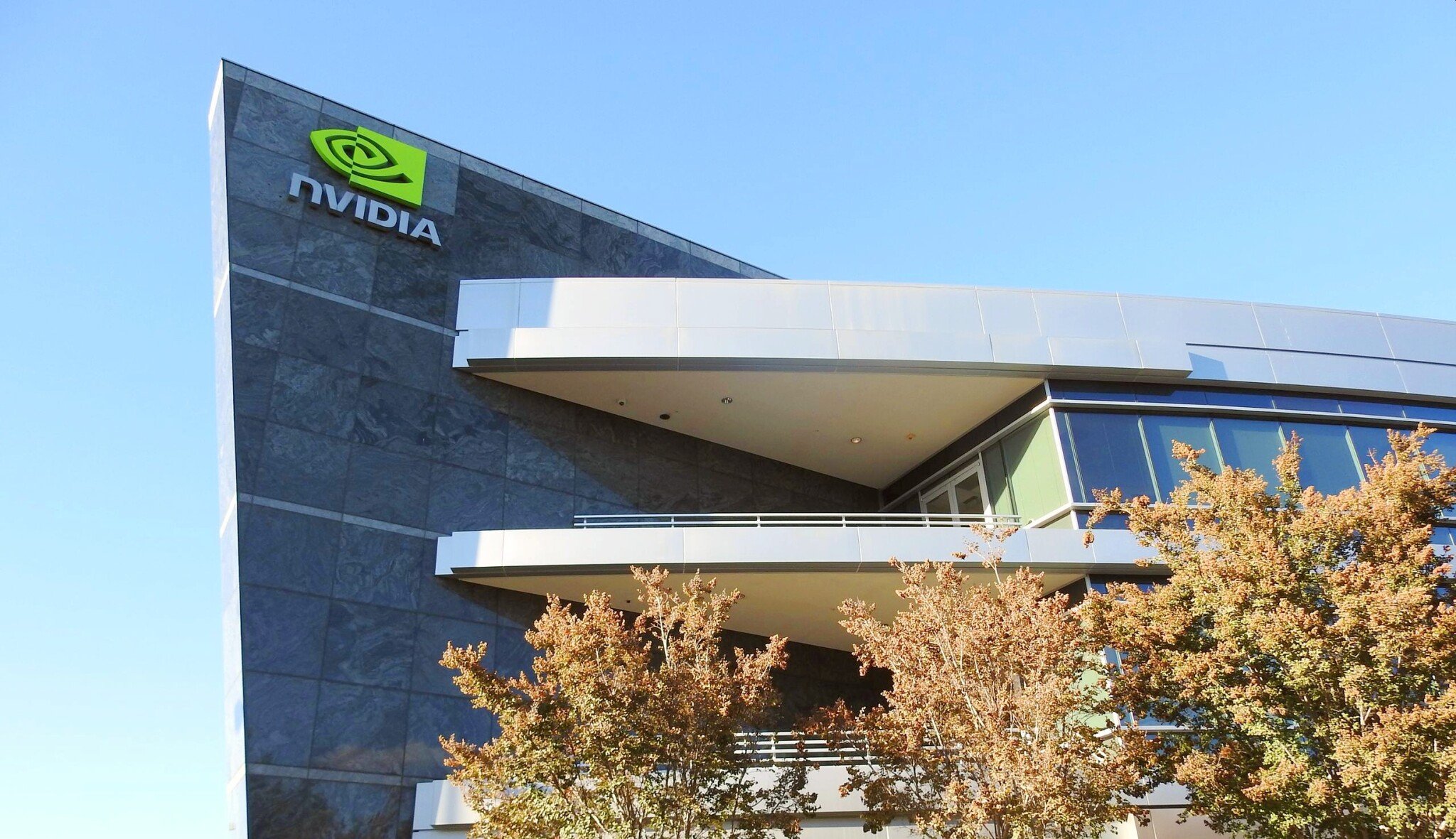Soumrak nad miliardovým spojením. Nvidia a Arm čelí žalobě amerického úřadu