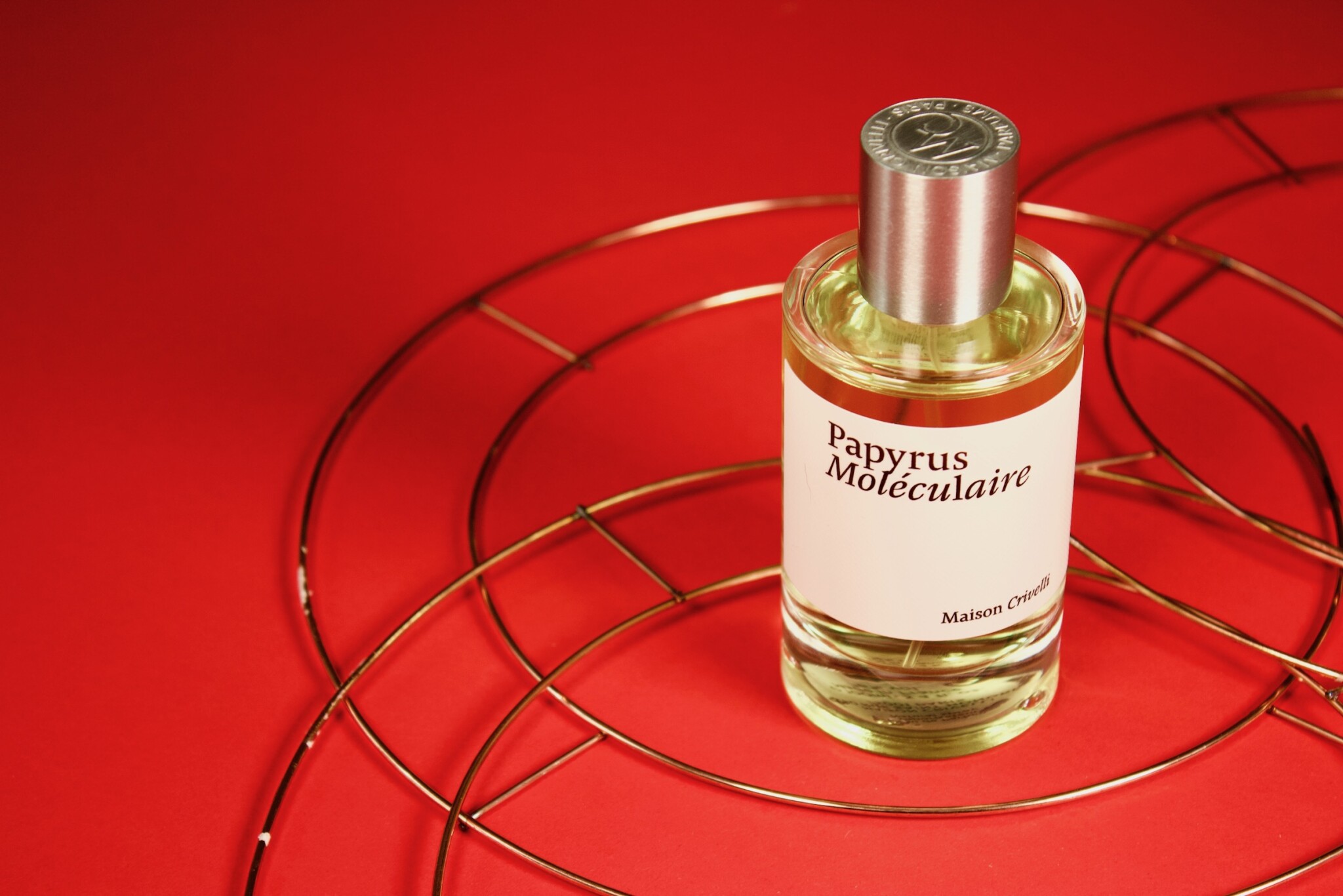 Zážitek z parfému musí být komplexní, říká Francouz, který své vůně prodává i v Praze