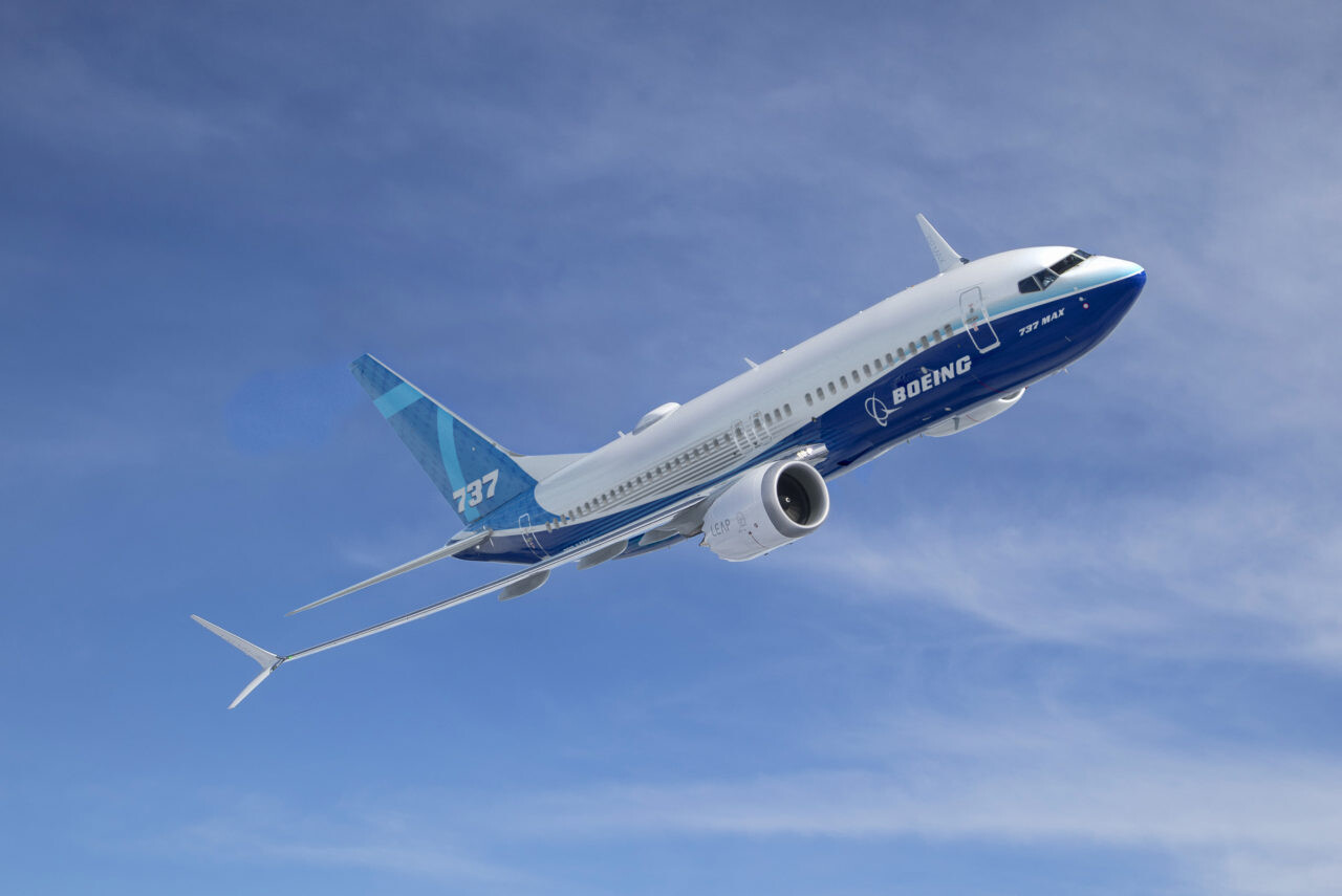 Boeing hlásí snížení čtvrtletní ztráty o polovinu. Pro letouny 737 zhoršil výhled