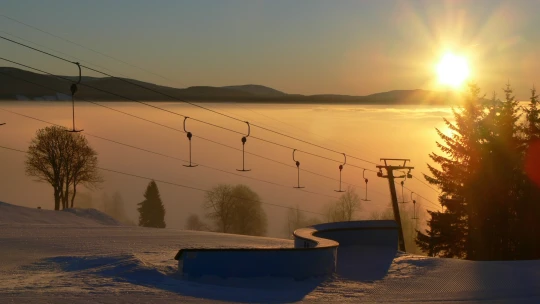 Lyžování zdraží. Skiareály zvyšují ceny, chtějí zaujmout nabídkou služeb