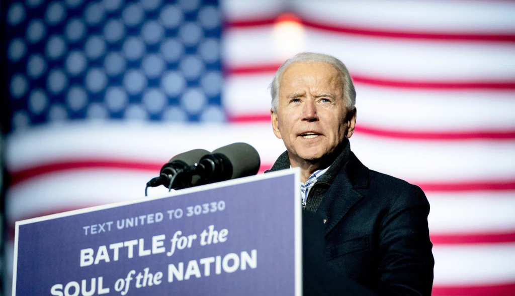 Joe Biden zvolen prezidentem USA. Seznamte se s&nbsp;mužem, který ustál politická dramata i&nbsp;rodinnou tragédii