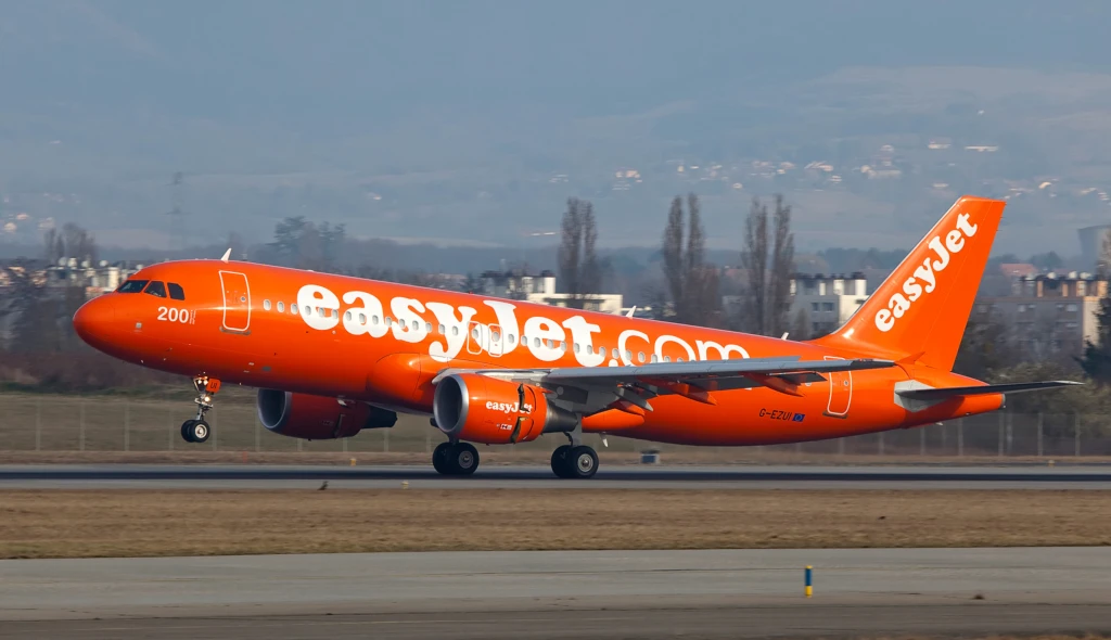 EasyJet koupí 56 letadel za 6,5 miliardy. Navzdory nedostatku personálu