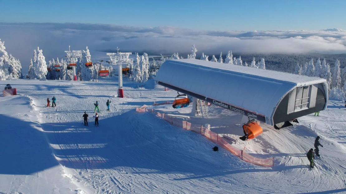 Skiareály jsou připravené v pondělí otevřít. Vše ale ještě řeší s právníky, rozhodne neděle