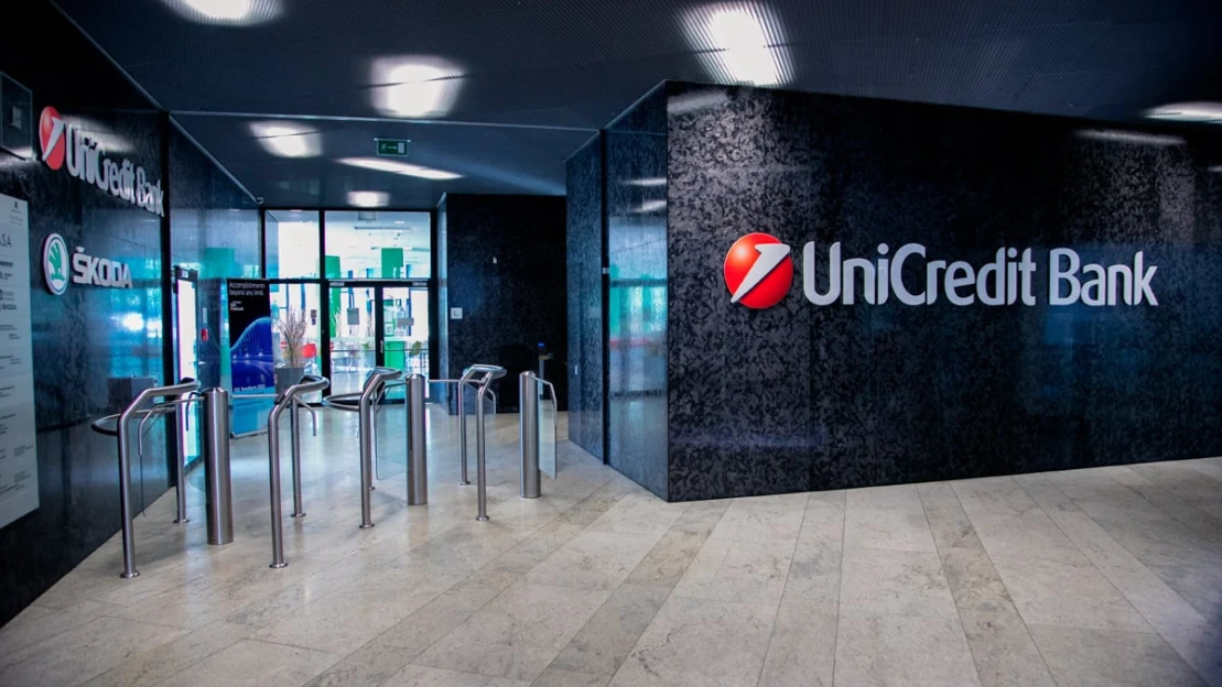 UniCredit Bank v Česku a na Slovensku stoupl letos čistý zisk o čtyři procenta