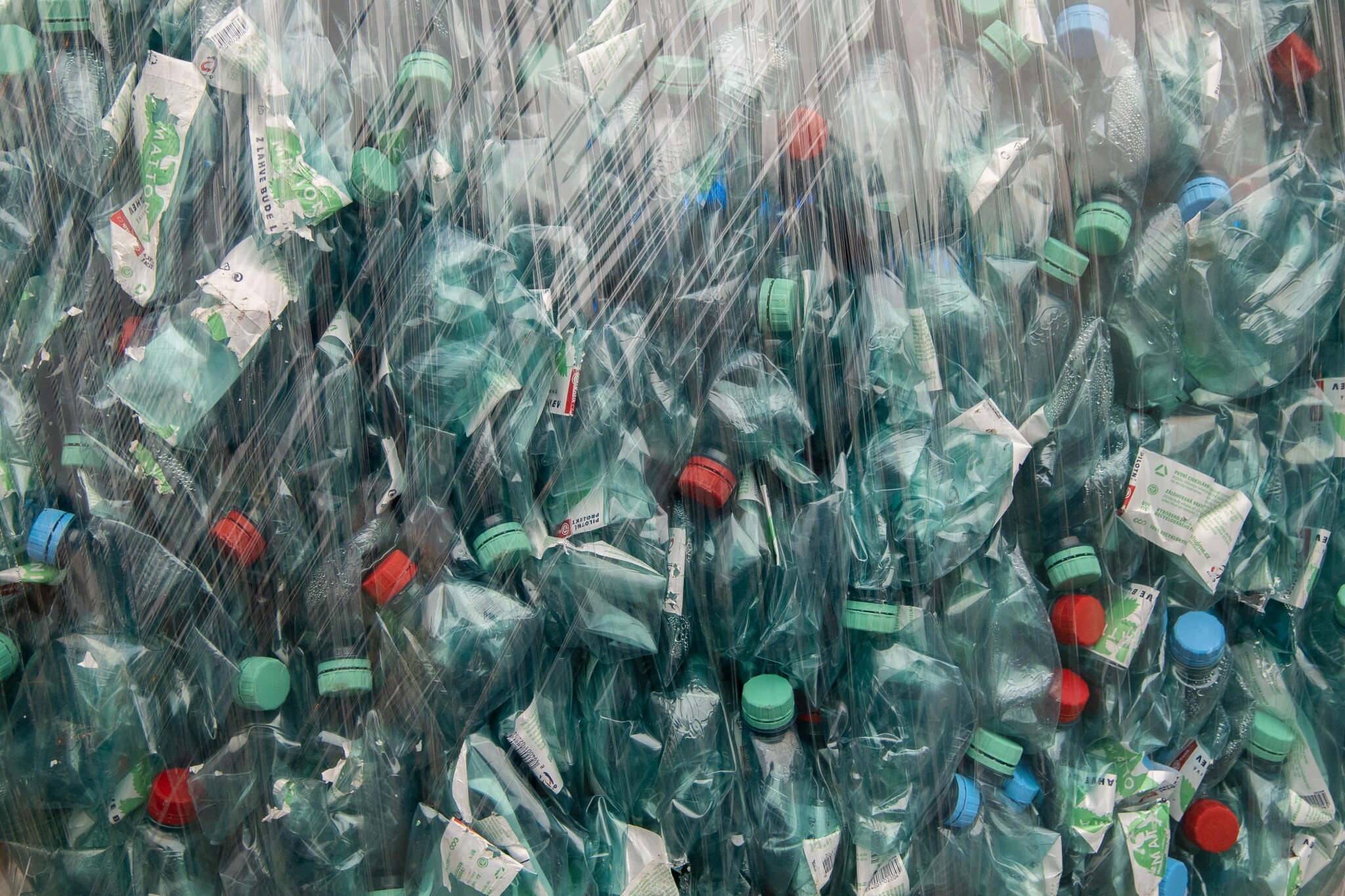 Další krok k udržitelnosti. Kofola a Mattoni získaly třetinové podíly ve slovenské General Plastic
