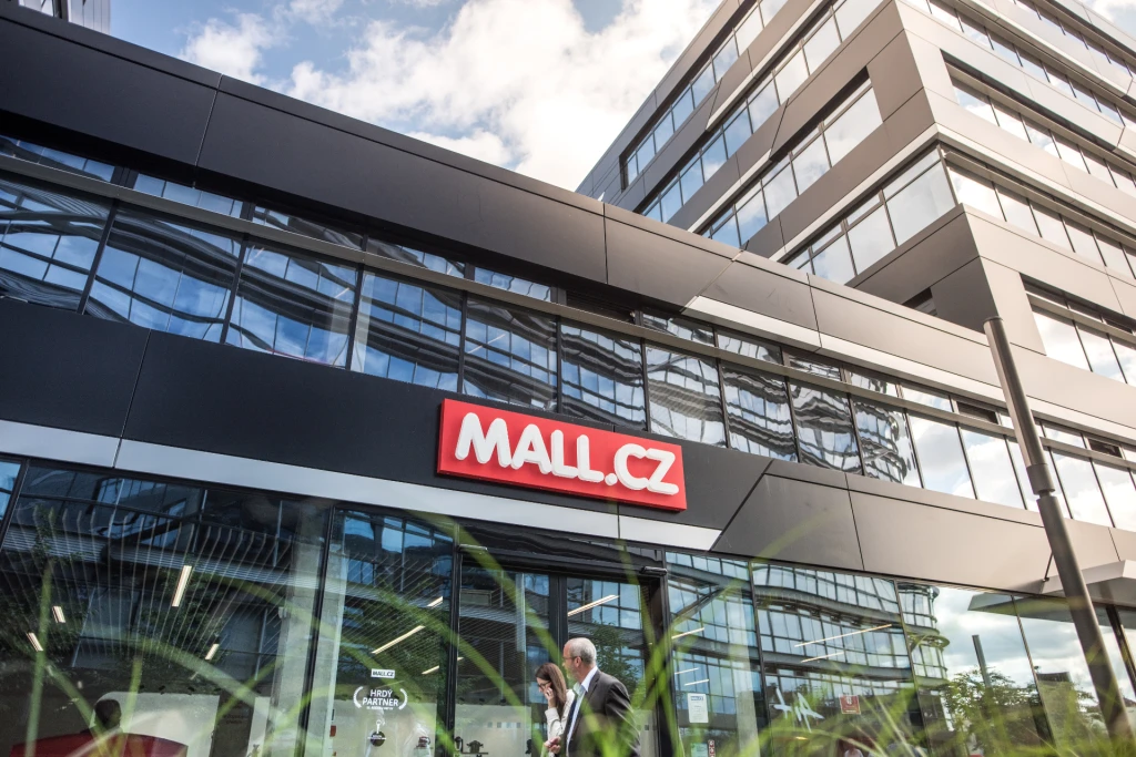 Nová služba Mall Finance. Mall chystá půjčky pro e-shopy