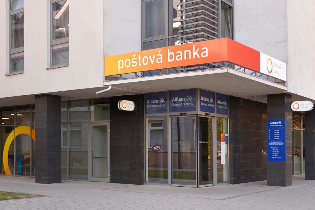 Česká pobočka Poštové banky skupiny J&T končí. Úvěry přebere slovenská centrála
