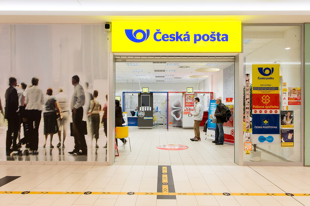 Hamáček chce kompenzace pro Českou poštu. Loni skončila ve ztrátě 779 milionů