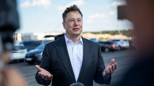 Musk se má zpovídat v Bruselu před evropskými poslanci. Výzvě EP se však podřídit nemusí