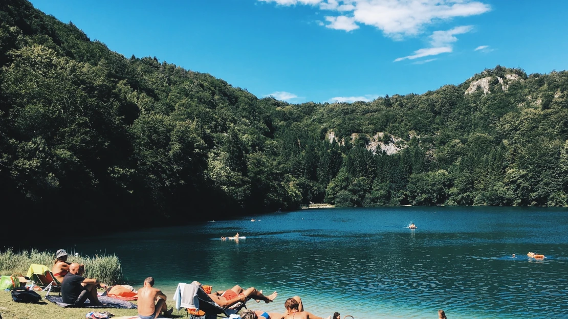 K vodě! Ultimátní průvodce po nejlepších místech na koupání v Česku