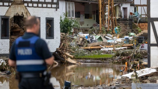 Němci sčítají škody po&nbsp;povodních. Půjdou do miliard eur a&nbsp;zahýbají volbami