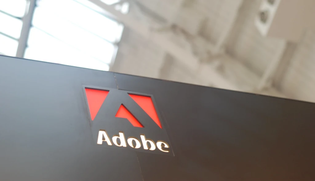 Adobe radí: Jak z lovebrandu udělat zlou korporaci snadno a rychle