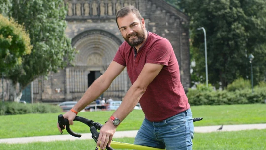 Většina lidí jezdí na špatném kole. Bikero toho využilo a&nbsp;roste o&nbsp;stovky procent