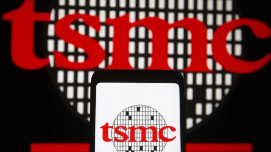 Tchajwanský výrobce čipů TSMC jedná o&nbsp;závodu v&nbsp;Německu. Rozhodnou unijní dotace