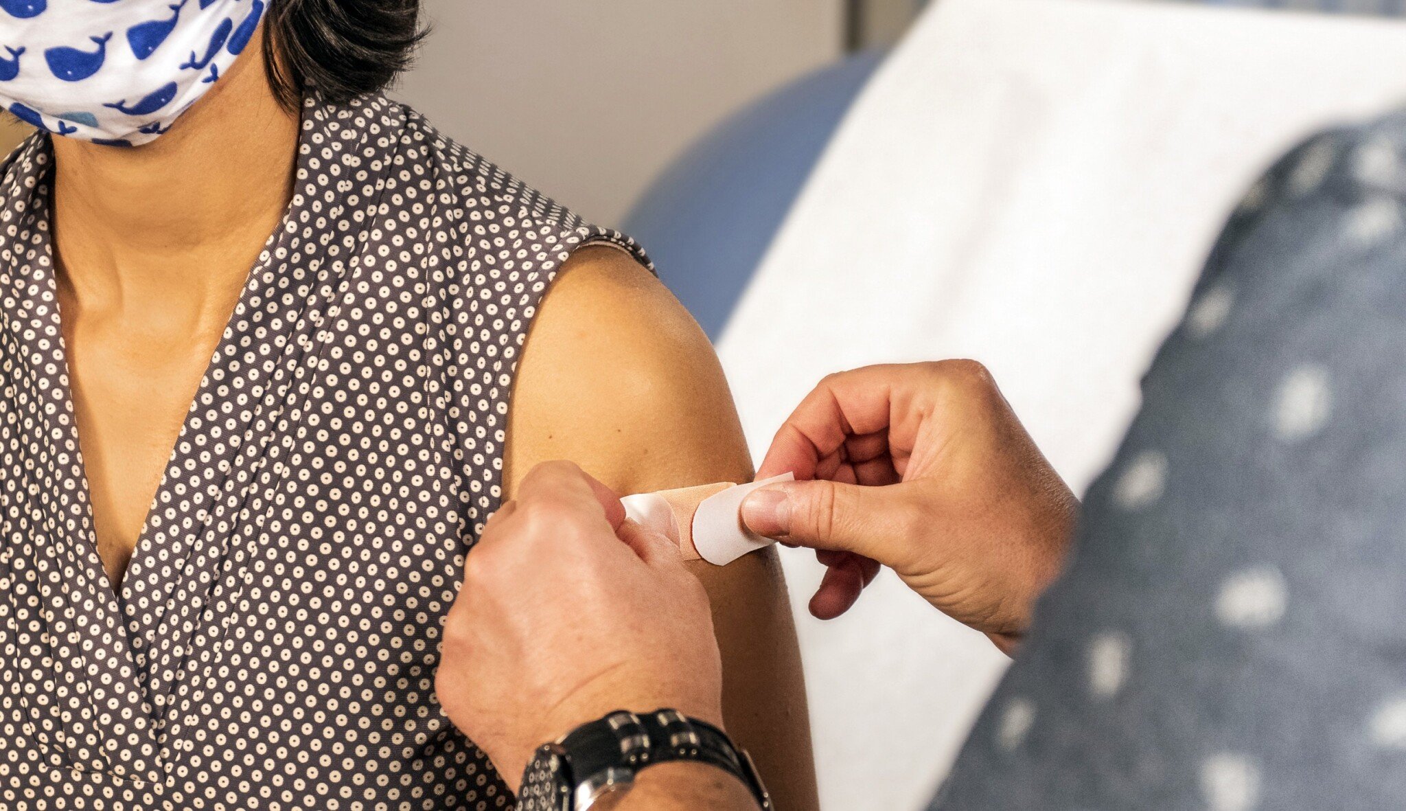 Nezaměňujme očkování a bezinfekčnost, varuje šéf biotechnologické firmy