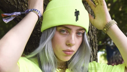 Mládí patří zelená. Billie Eilish představila veganskou kolaboraci s&nbsp;Nike