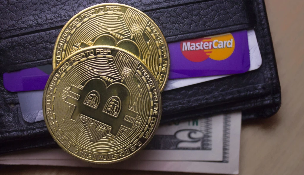 Mastercard si pohlídá transakce v kryptoměnách. Koupil si na to firmu