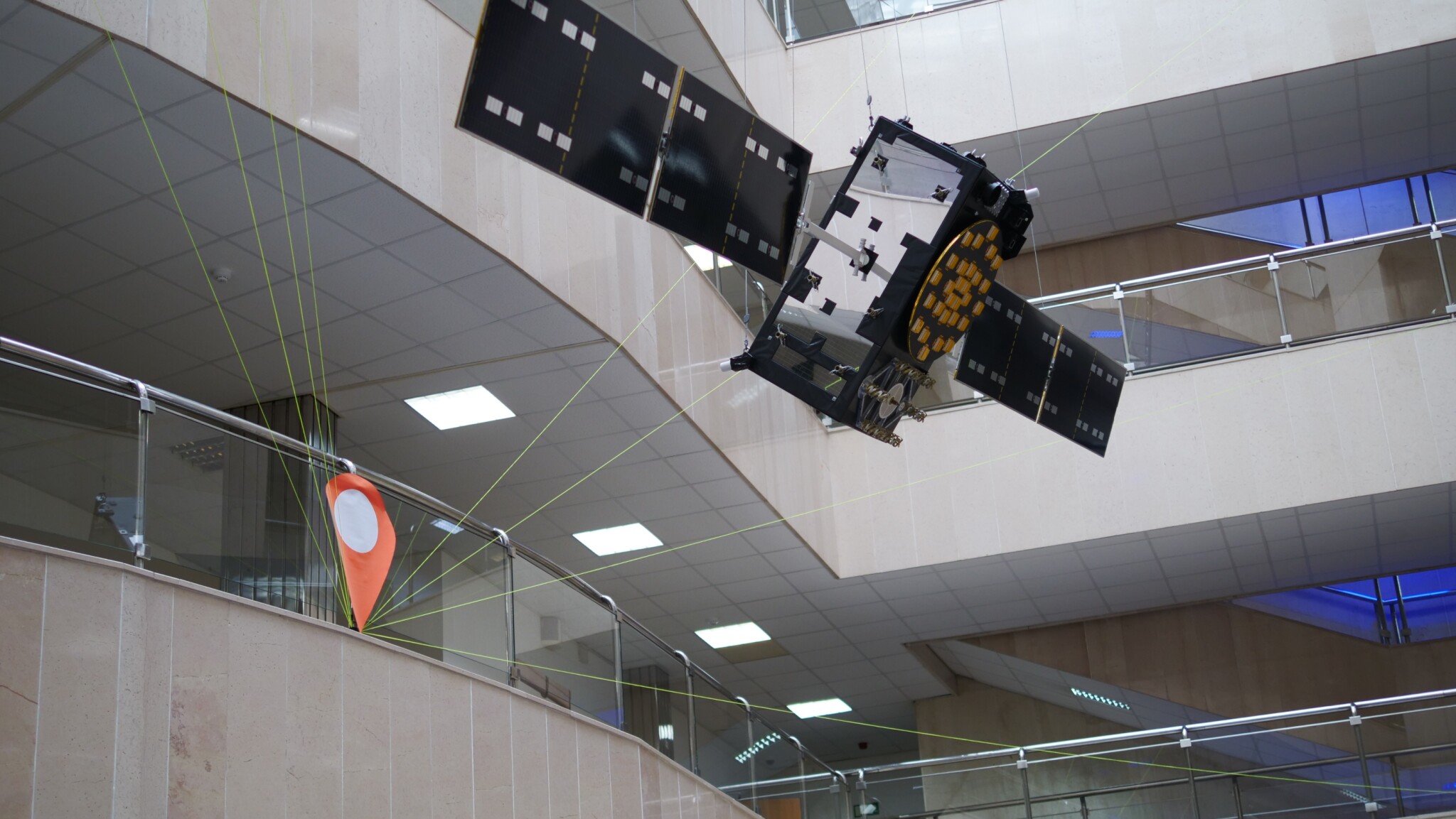 Lucemburský provozovatel satelitů se chce spojit s americkým protějškem. Obává se Elona Muska