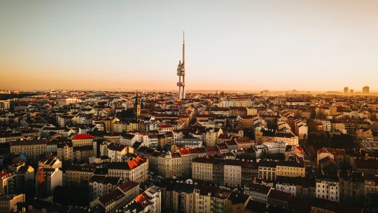 Nájmy se v&nbsp;Praze vrací do stavu před pandemií. Často z&nbsp;nich ale nezaplatíte ani hypotéku