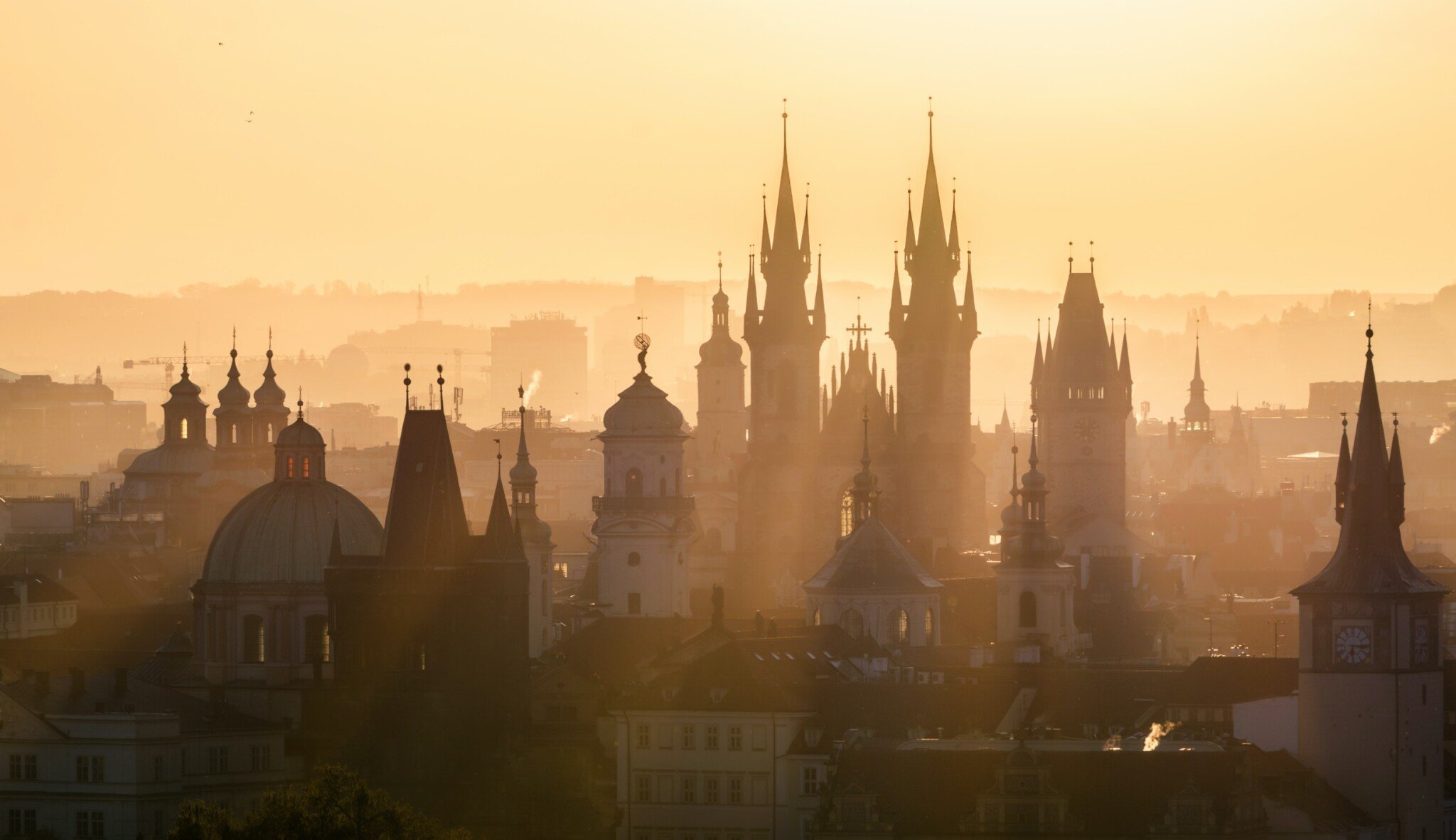 Praha plánuje stovky bytů. Kde všude chce konkurovat developerům?
