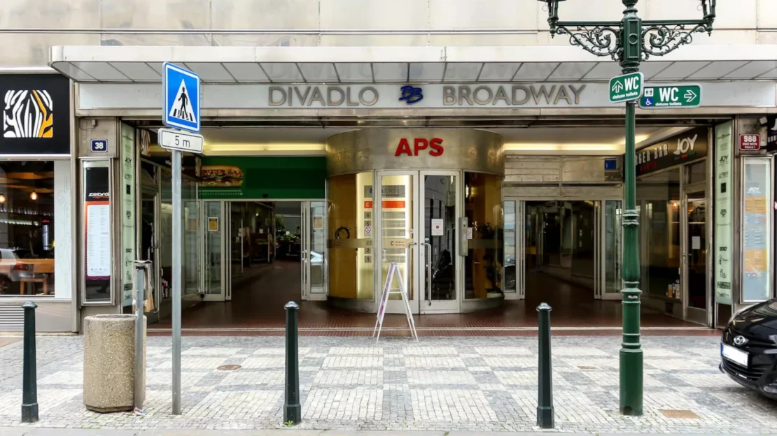 Palác Broadway za miliardu nikdo nechce. V dražbě nikdo nepřihodil