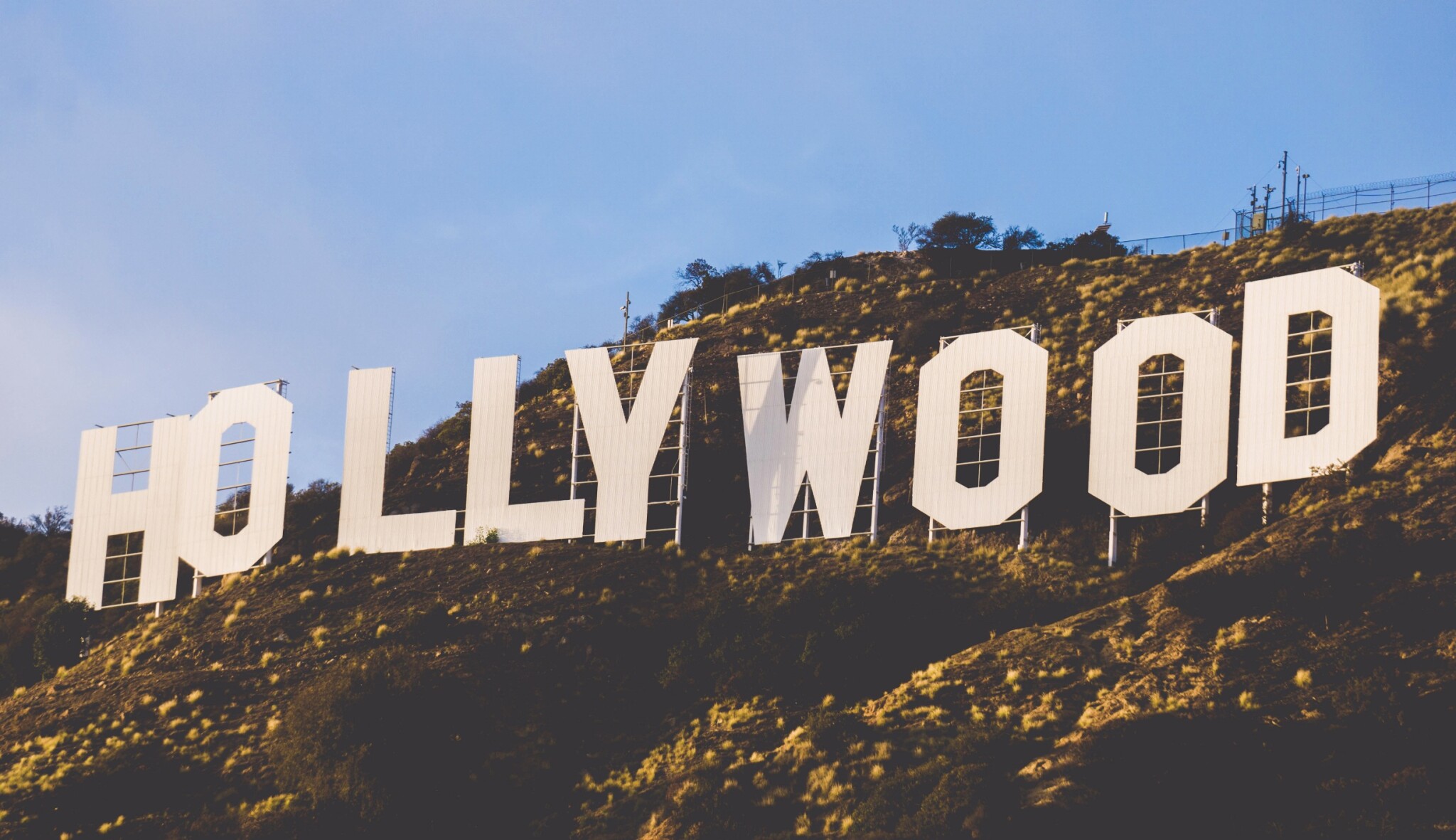 Hollywood se probouzí z kómatu. Nejdelší stávka herců v historii končí