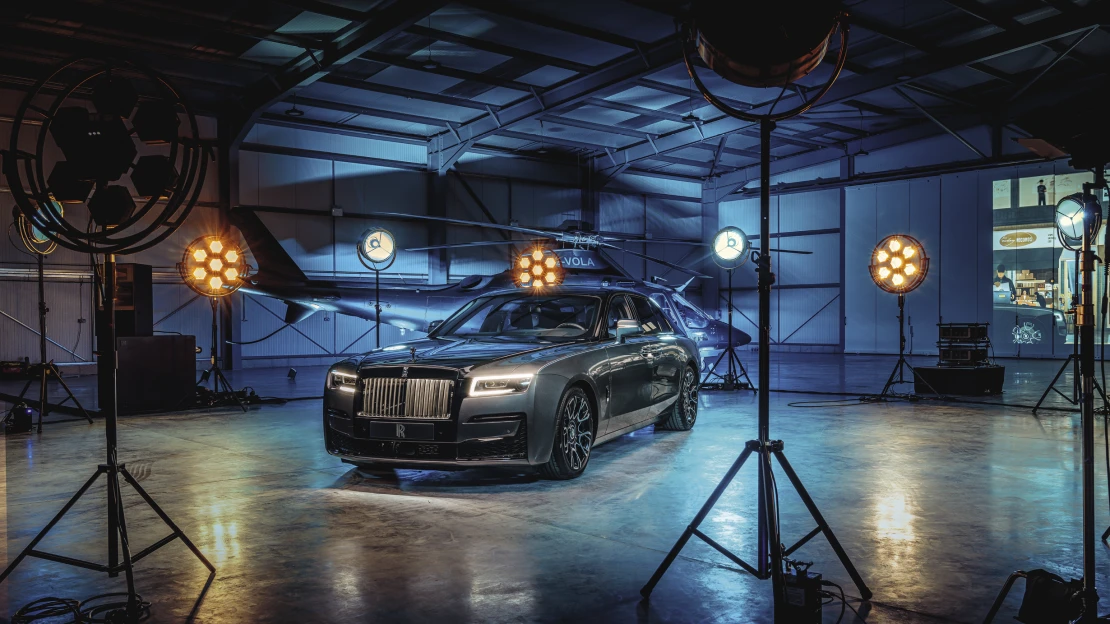 Temná strana síly. Projeli jsme se v nejnovějším Rolls-Royce Black Badge Ghost