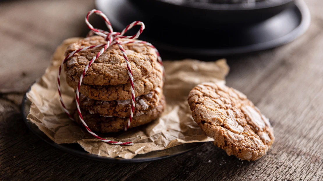 Křehké sušenky pro milovníky sladkého: obdarujte své nejbližší mandlovými cookies s exotickou vůní