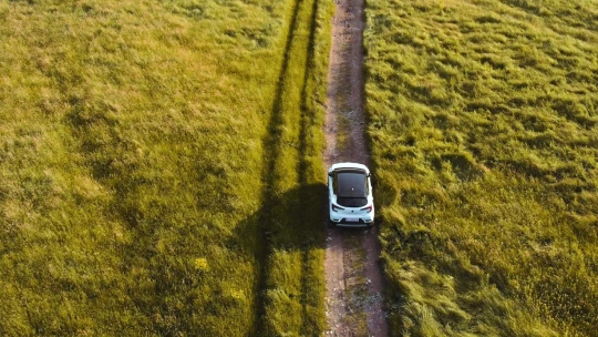 Jak zelený je váš elektromobil? Záleží na zemi, kterou s&nbsp;ním brázdíte