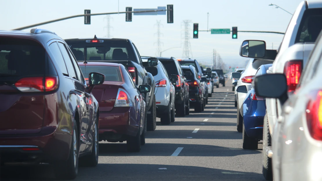 Sankce sbližují Východ. Rusové se zajímají o čínské automobily