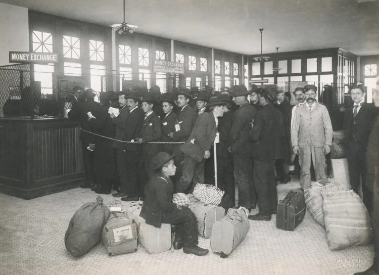 Imigranti na Ellis Islandu, NY