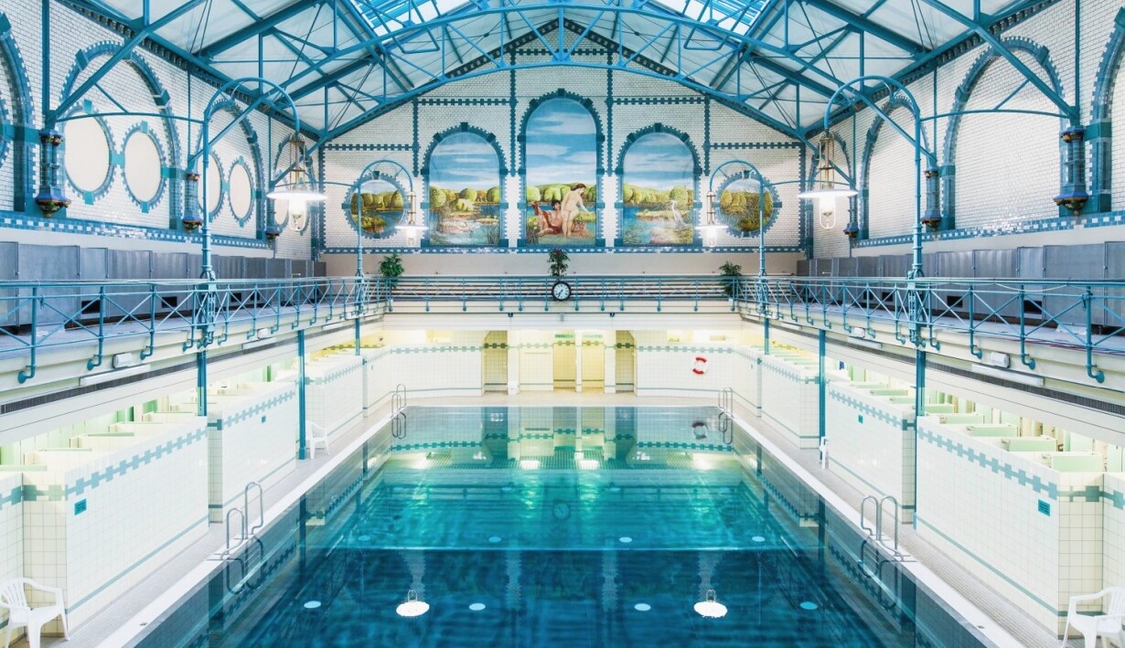 Paříž, Berlín nebo Helsinky. Tohle jsou nejlíbeznější zachovalé bazény Evropy