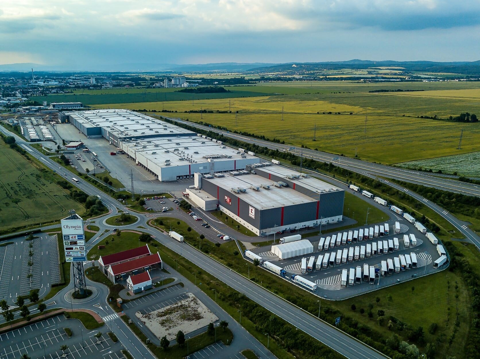 Kaufland rozšiřuje distribuční centrum v Olomouci. Investoval 1,7 miliardy