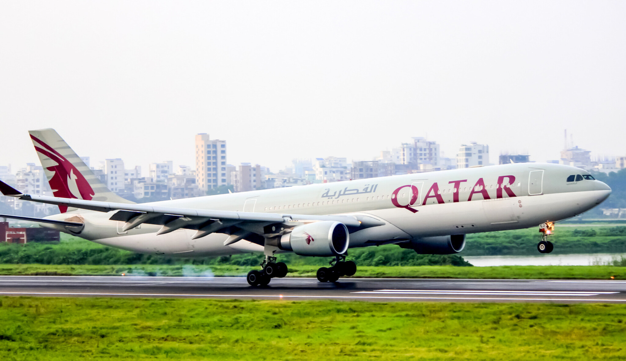 Qatar Airways požaduje po Airbusu odškodné přes 600 milionů dolarů kvůli letounům A350