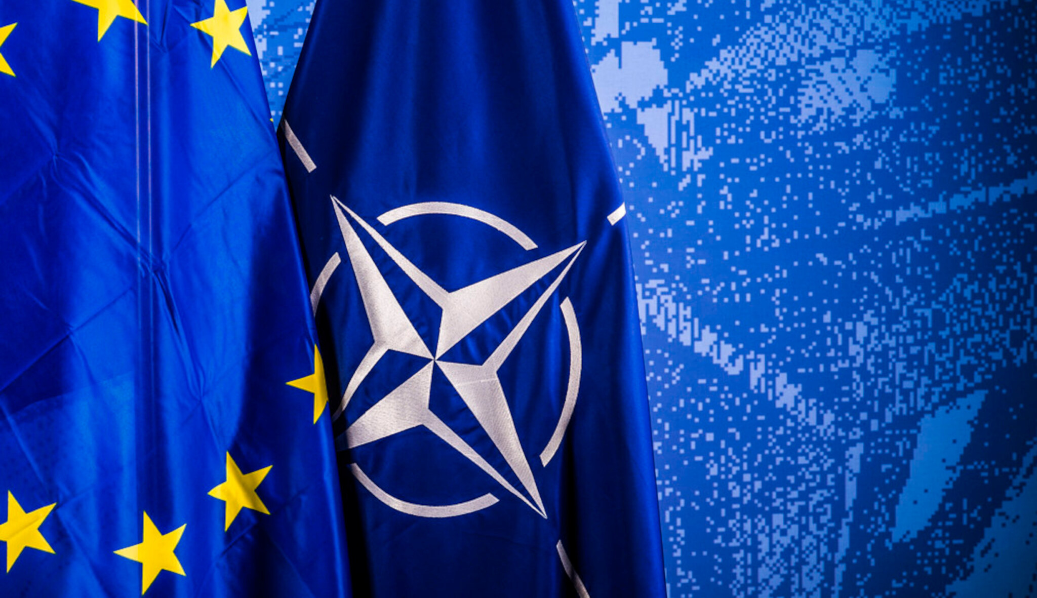 Zástupci NATO a EU podepsali společnou deklaraci o spolupráci a podpoře Ukrajiny