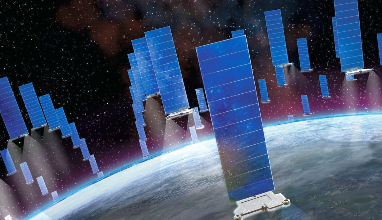 Slunce proti Muskovi. Geomagnetická bouře odstřelila čtyřicet satelitů Starlink