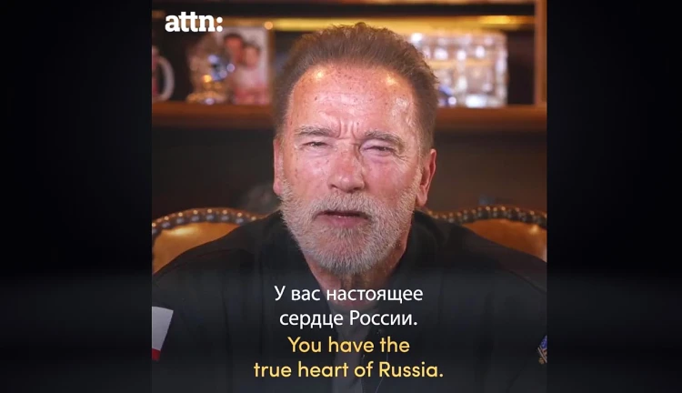 Arnold Schwarzenegger vyzývá Putina k ukončení války na Ukrajině