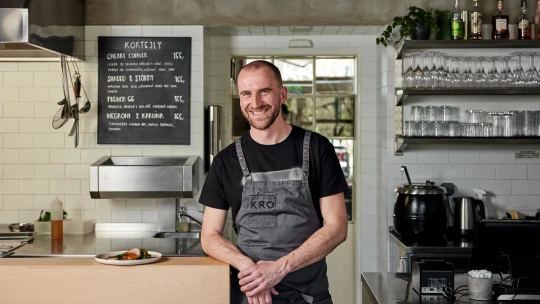 Srdcovky šéfkuchařů: telecí na paprice Vojty Václavíka z Kro Kitchen