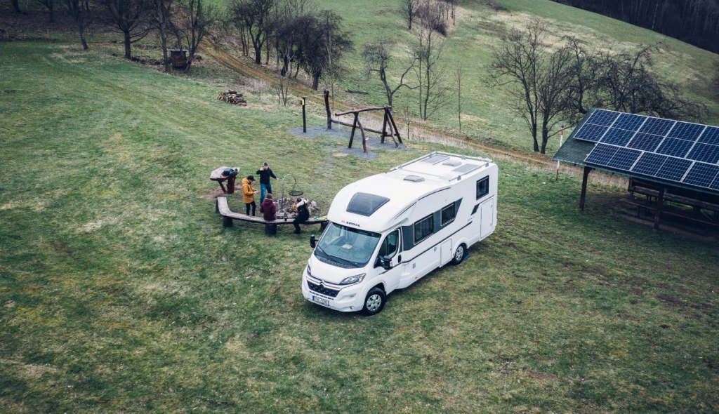 Pořádný roadtrip pro Campiri. České Airbnb pro obytňáky získává 115 milionů na expanzi