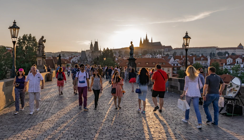 Věřím v&nbsp;pět milionů turistů. Šéf CzechTourismu o&nbsp;chybějících Rusech i&nbsp;chytrém Krumlově