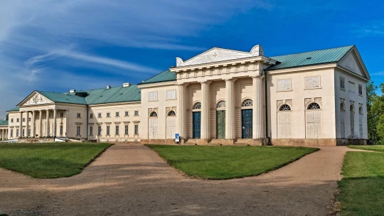 Schovejte se před horkem. V&nbsp;mučírně, podzemní kryptě i&nbsp;u&nbsp;bílých jelenů