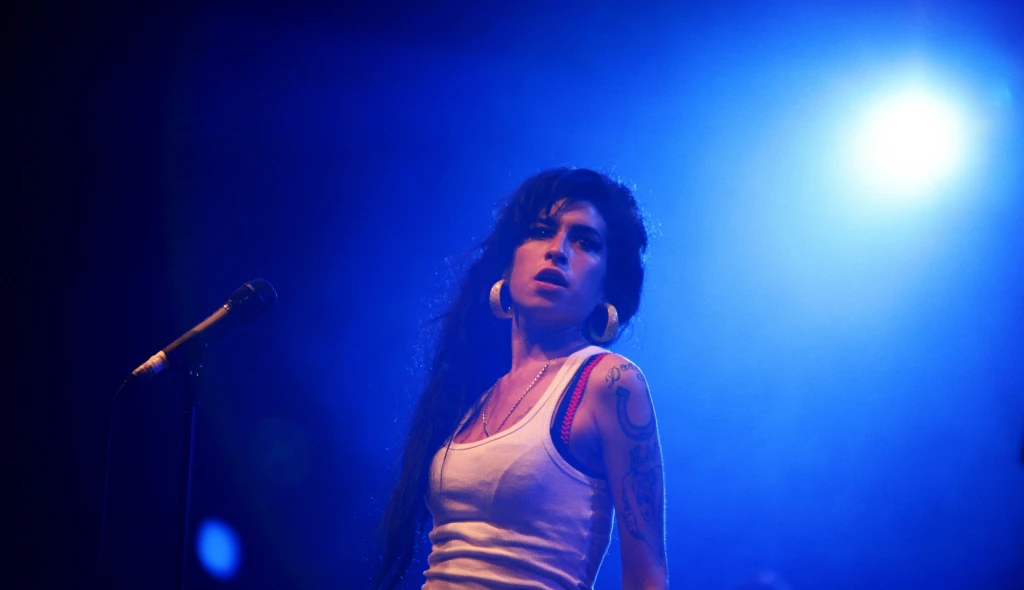 Malý slavík dozpíval. Jedenáct let od její smrti jsou písně Amy Winehouse živější než kdy dřív