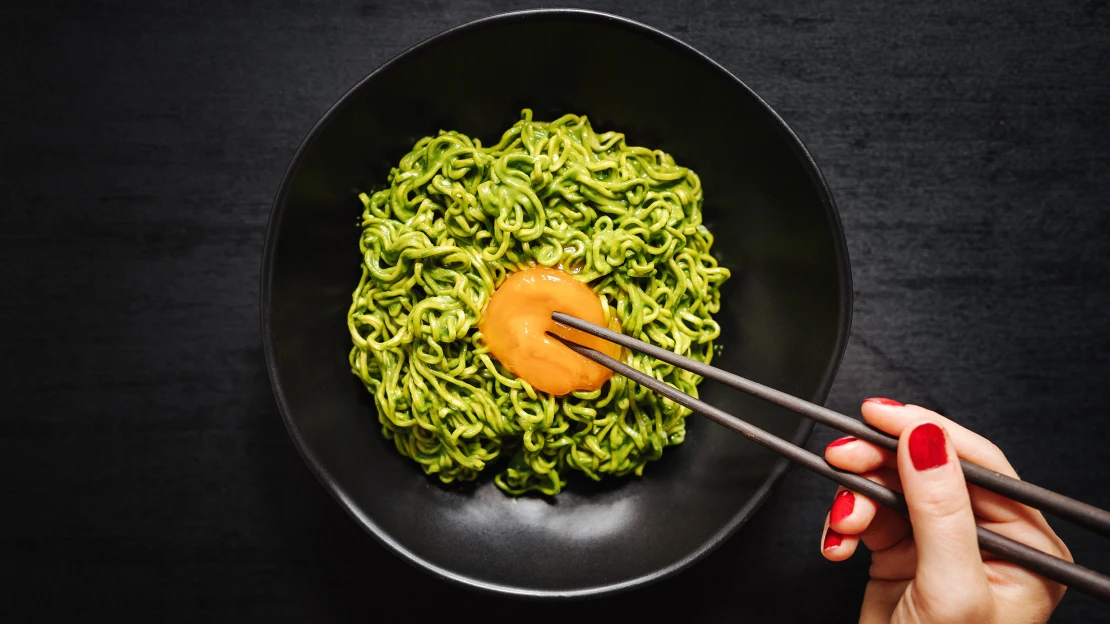 Ramen, miso & marinovaný žloutek. Dokonalá večeře za 15 minut