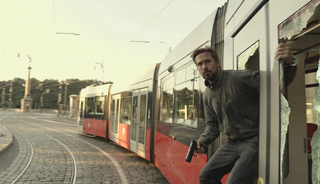 Pražské kulisy, režiséři Avengers, pět miliard a&nbsp;Gosling. Nejdražší film Netflixu je tu
