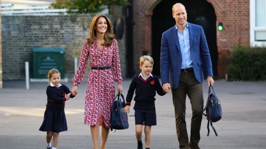 Back to School po&nbsp;královsku. William a&nbsp;Kate vybrali dětem novou školu