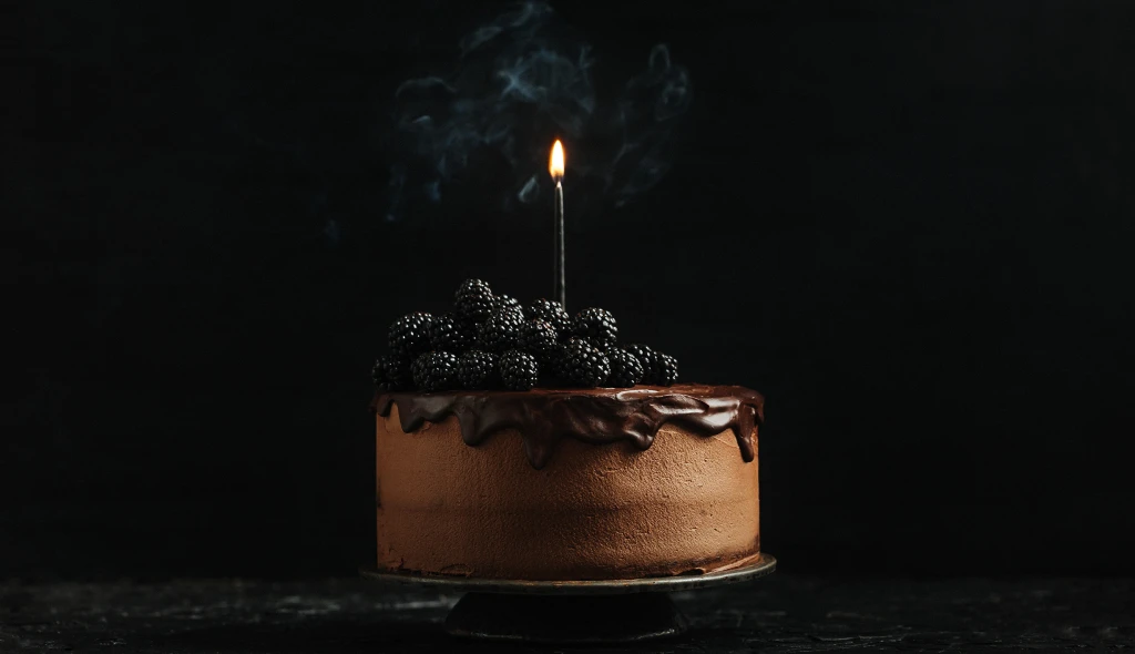 Ultimátní čokoládovo-čokoládový dort. Dopřejte si ho, ať už slavíte narozeniny, výročí nebo třeba úterý